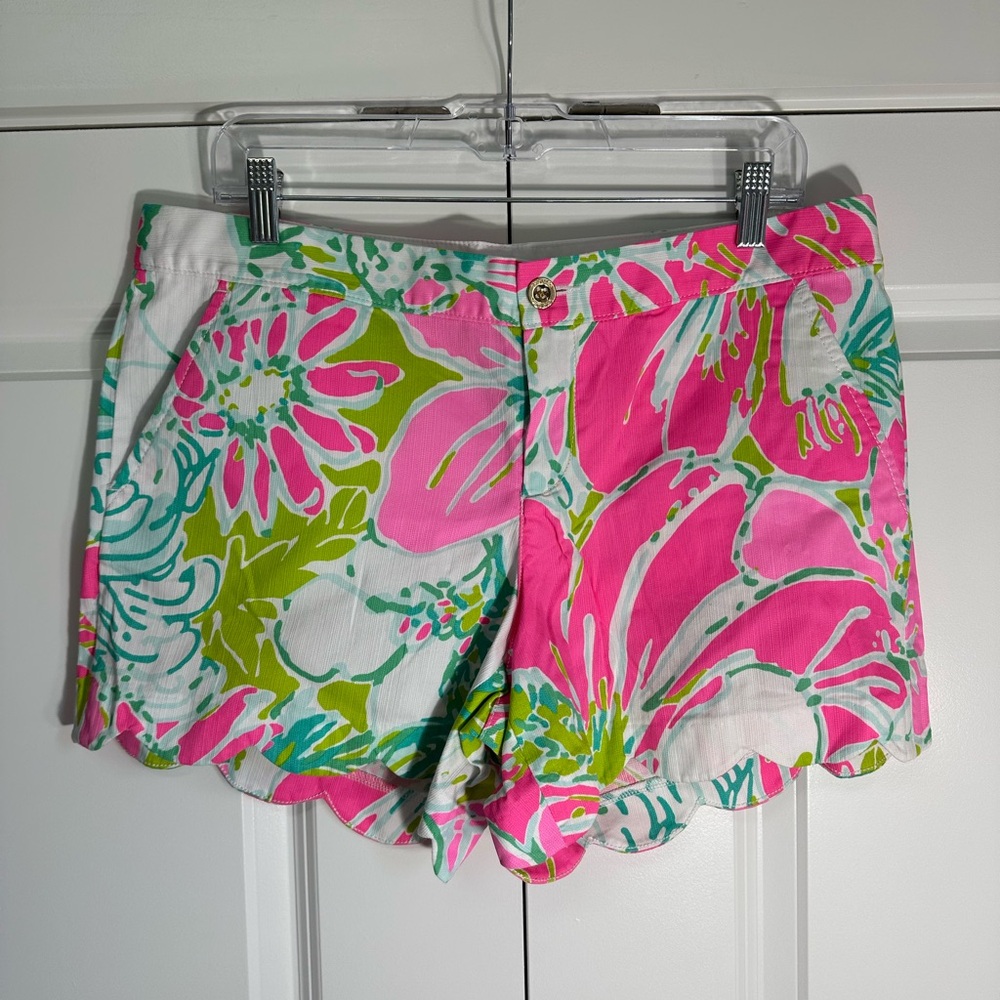Lilly Pulitzer The Buttercup Short Pink and Green Floral Women's Shorts Size 12 - Picture 1 of 3